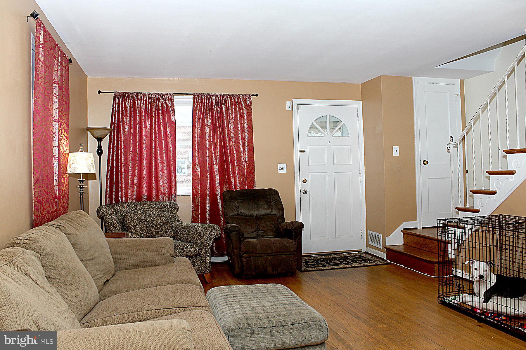 11906 Andrew Street Silver Spring, MD 20902 - Photo 7 of 30 Living Room