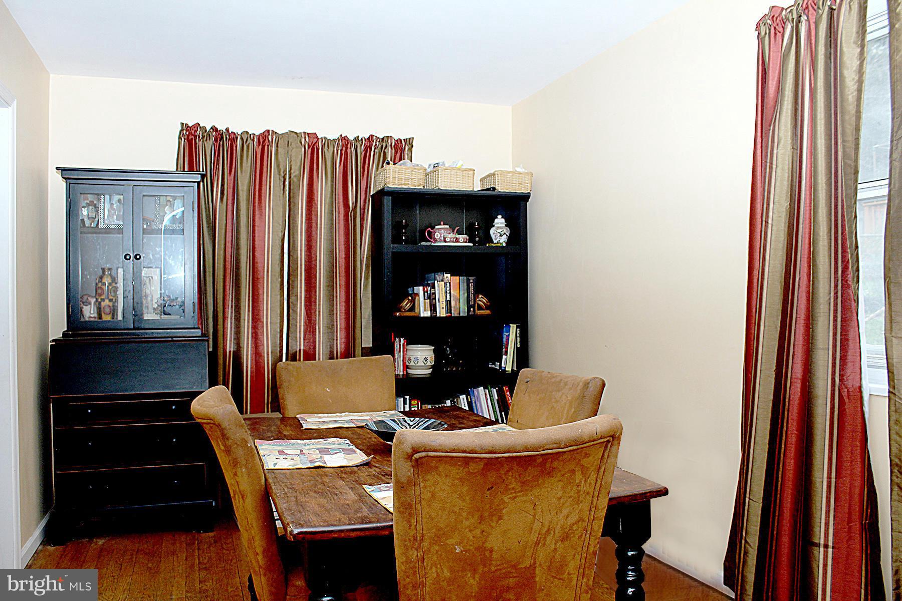 11906 Andrew Street Silver Spring, MD 20902 - Photo 9 of 30 Dining Room