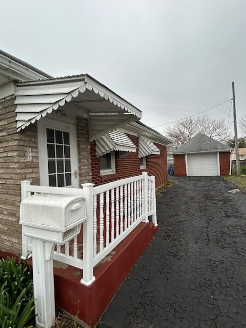 421 4th Street East Milan, IL 61264 - Photo 4 of 12