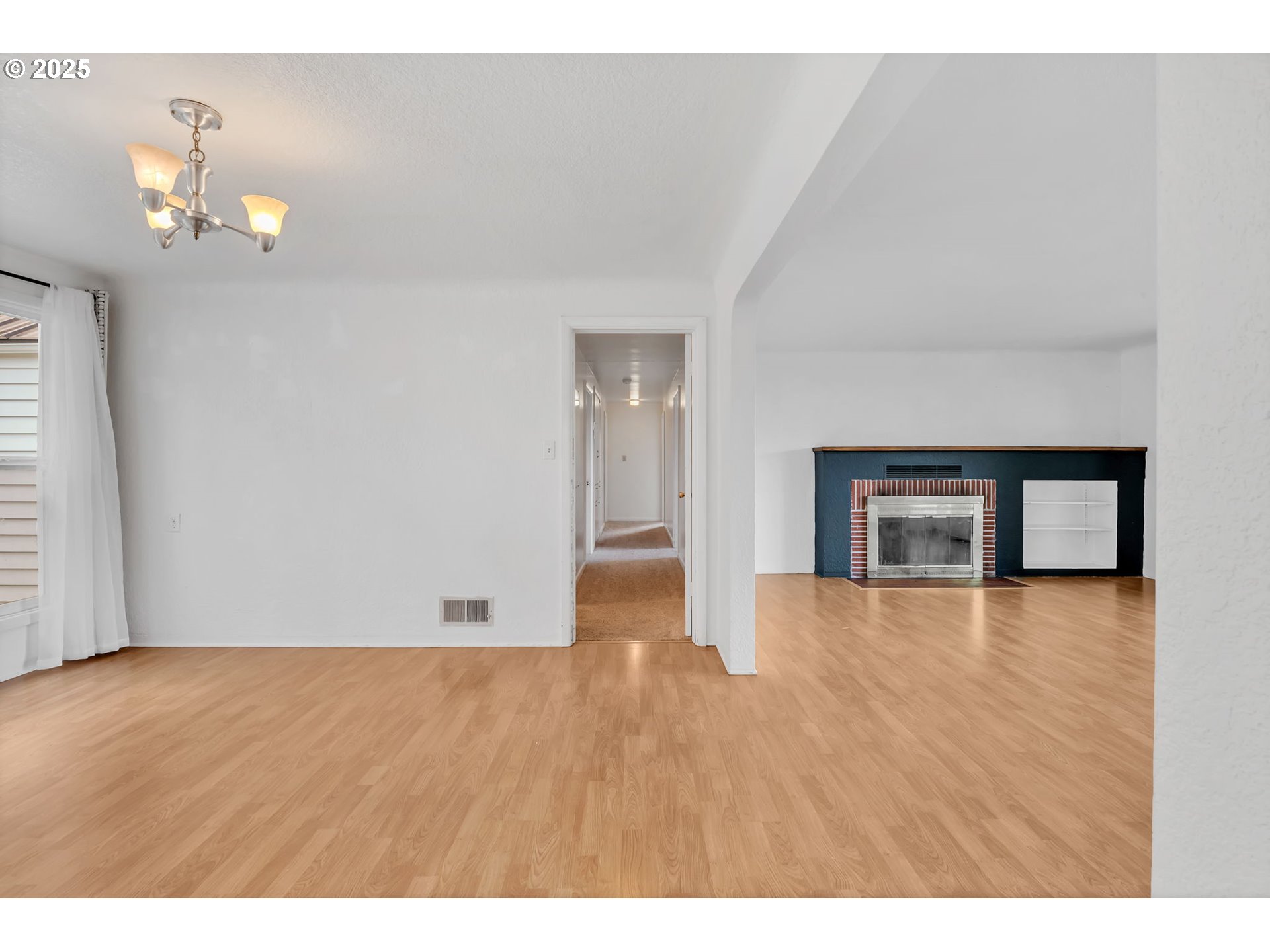 26900 Crow Road Eugene, OR 97405 - Photo 12 of 48