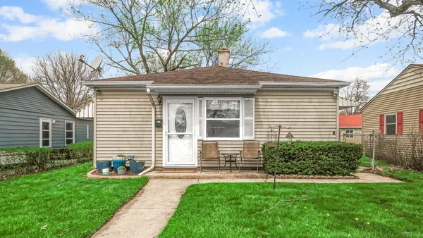 $175,000 | 1330 West 1st Place, Hobart, IN 46342