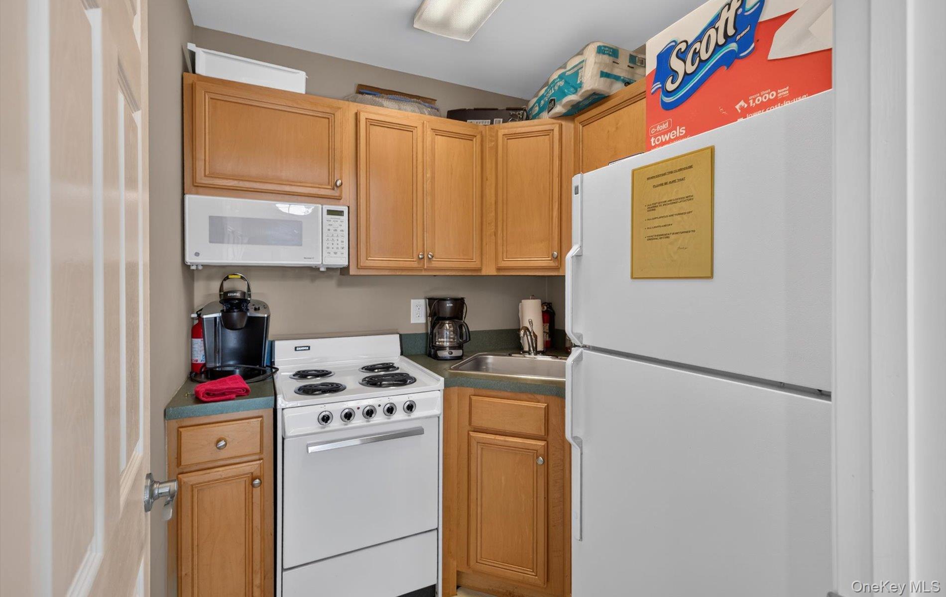 5 Monitor Road Smithtown, NY 11787 - Photo 43 of 46 Gallery Image 43