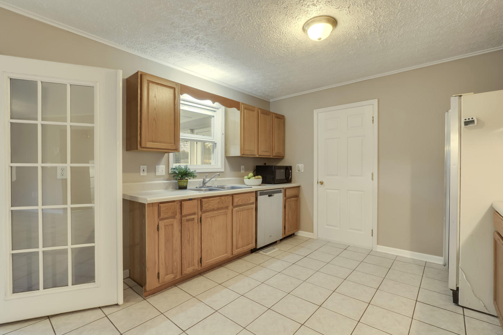 1420 Adams Road Strawberry Plains, TN 37871 - Photo 11 of 36 11_AdamsRoad_1420_Kitchen01