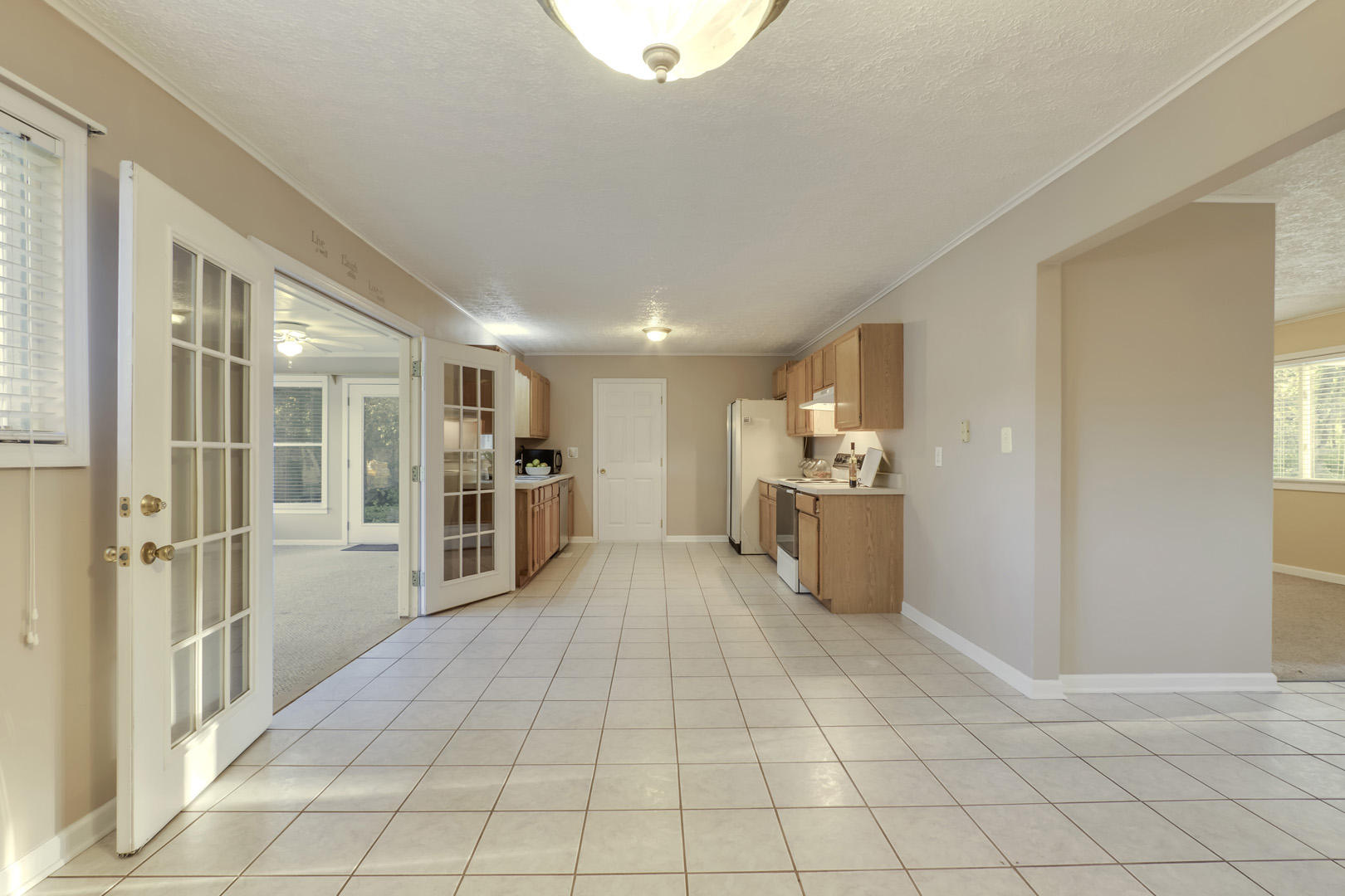 1420 Adams Road Strawberry Plains, TN 37871 - Photo 10 of 36 10_AdamsRoad_1420_Dining-Kitchen02