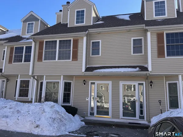 $315,000 | 279 Bridge Street, Unit 10, Groton, CT 06340