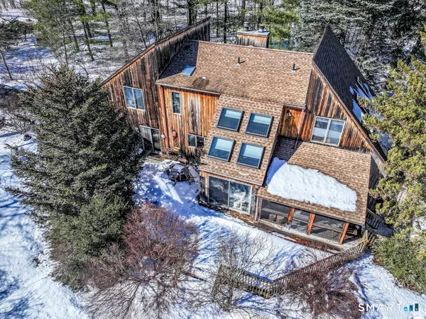 $625,000 | 70 Tamarack Road, New Milford, CT 06776