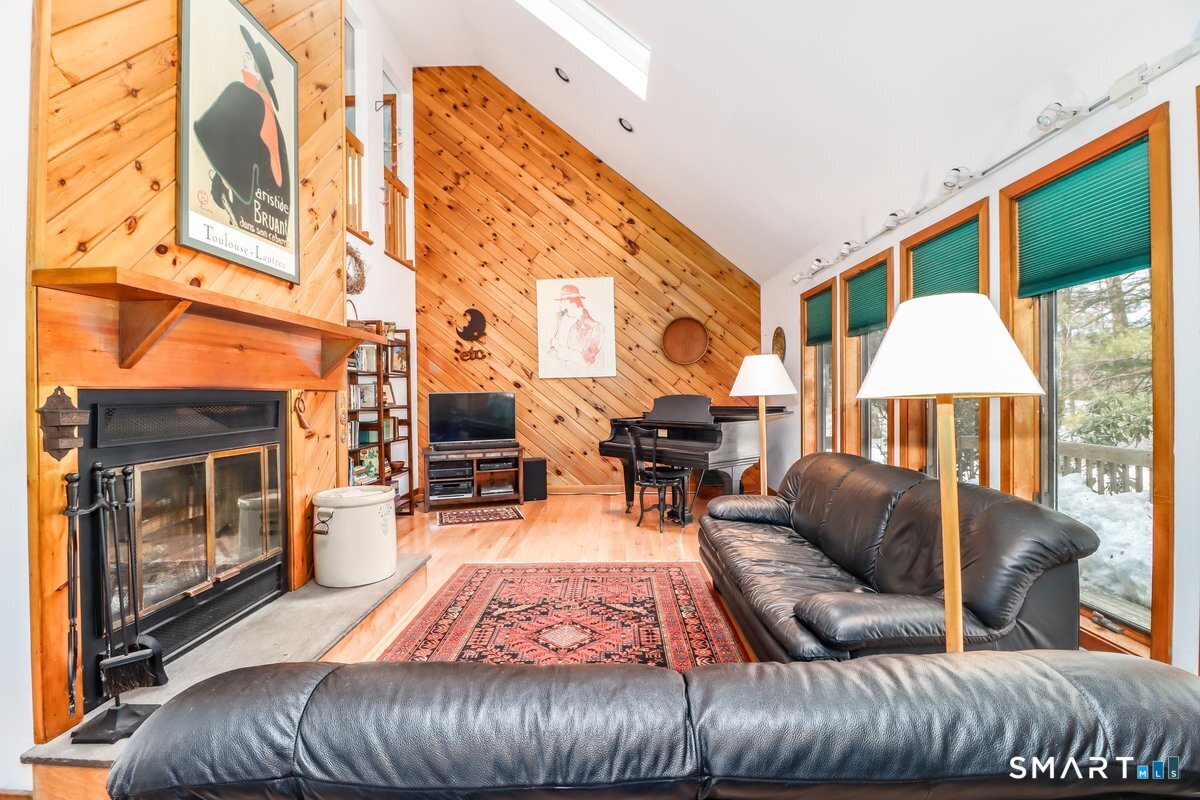 70 Tamarack Road New Milford, CT 06776 - Photo 16 of 40