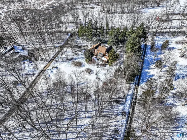 $625,000 | 70 Tamarack Road, New Milford, CT 06776