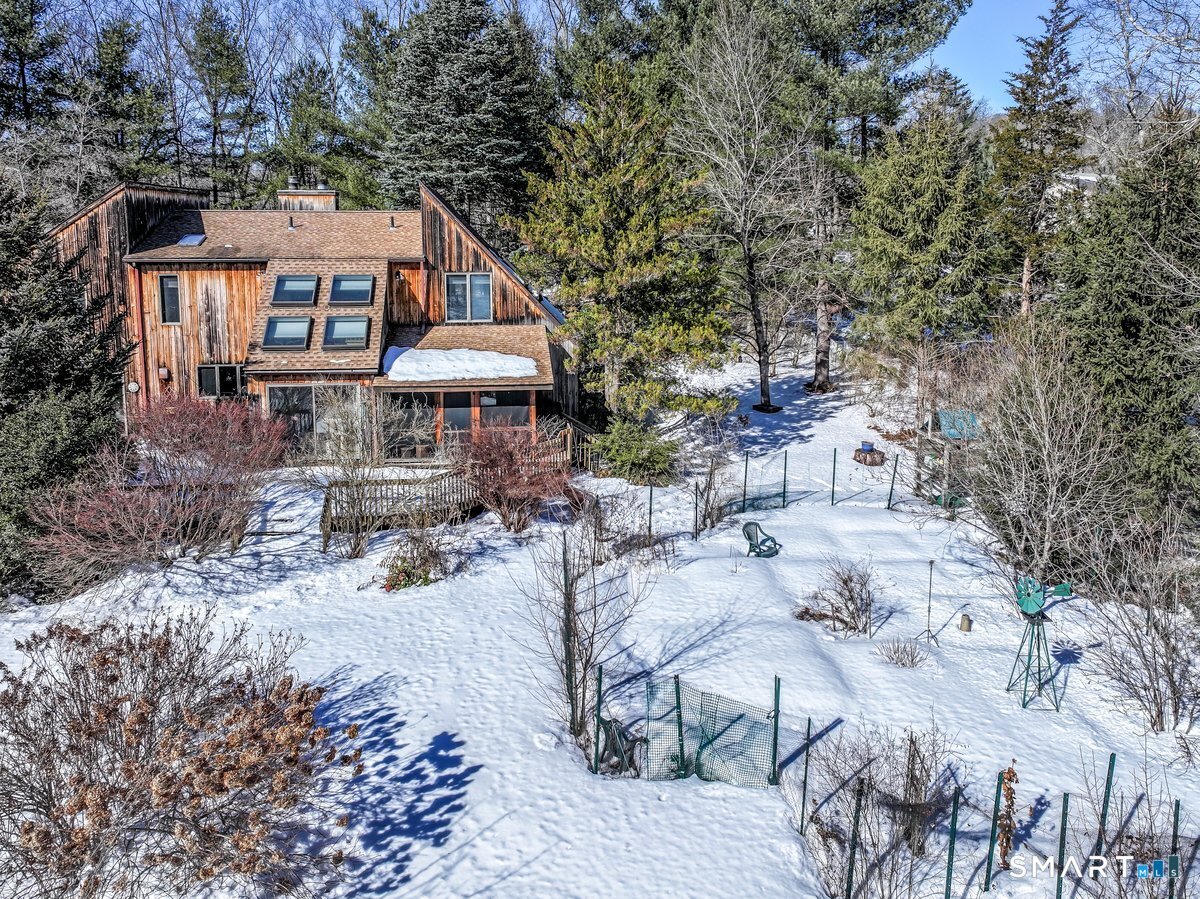 70 Tamarack Road New Milford, CT 06776 - Photo 5 of 40