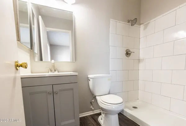 $2,595 | 2126 West Hermosa Drive, Tempe, AZ 85282