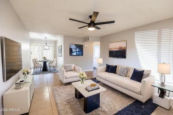 $2,595 | 2126 West Hermosa Drive, Tempe, AZ 85282