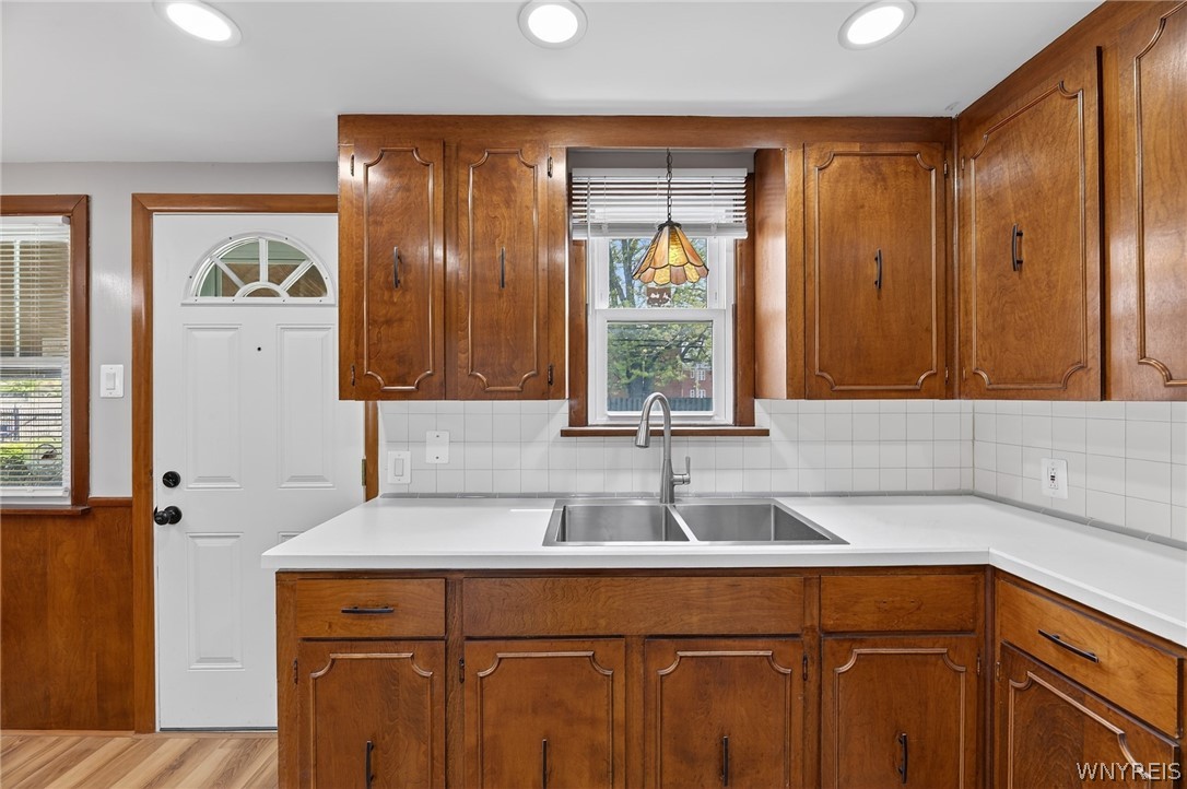 121 Southgate Road Cheektowaga, NY 14215 - Photo 22 of 50