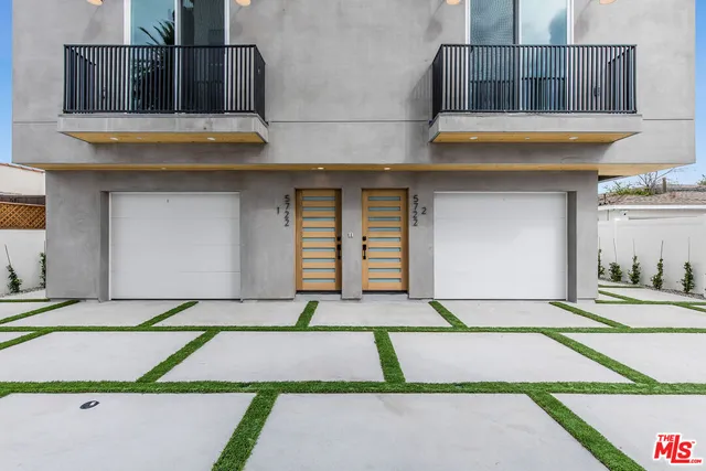 a view of building along with street