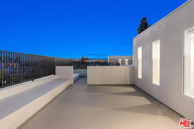 $5,295 | 5722 Fulcher Avenue, Unit 1, North Hollywood, CA 91601