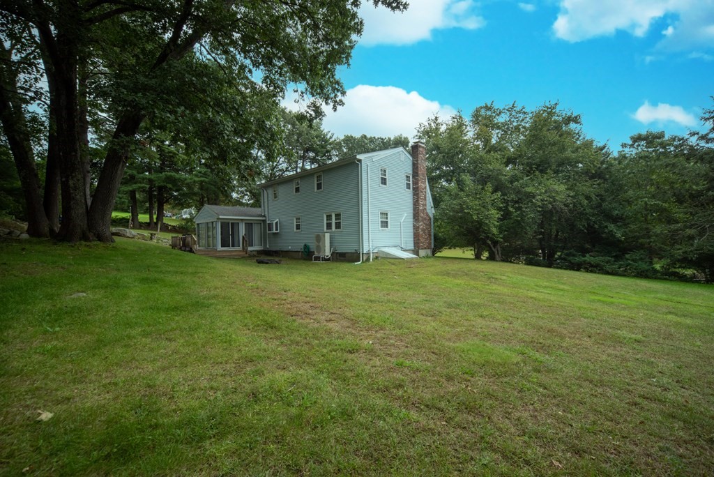 34 Murphy Road Hudson, MA 01749 - Photo 3 of 17 Gallery Image 3