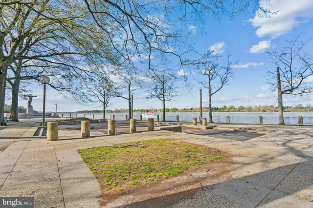 $349,900 | 490 M Street Southwest, Unit W802, Washington, DC 20024