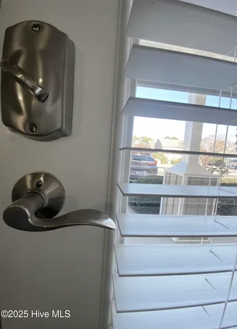 $1,950 | 842 Kiawah Lane, Wilmington, NC 28412