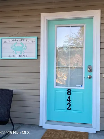 $1,950 | 842 Kiawah Lane, Wilmington, NC 28412