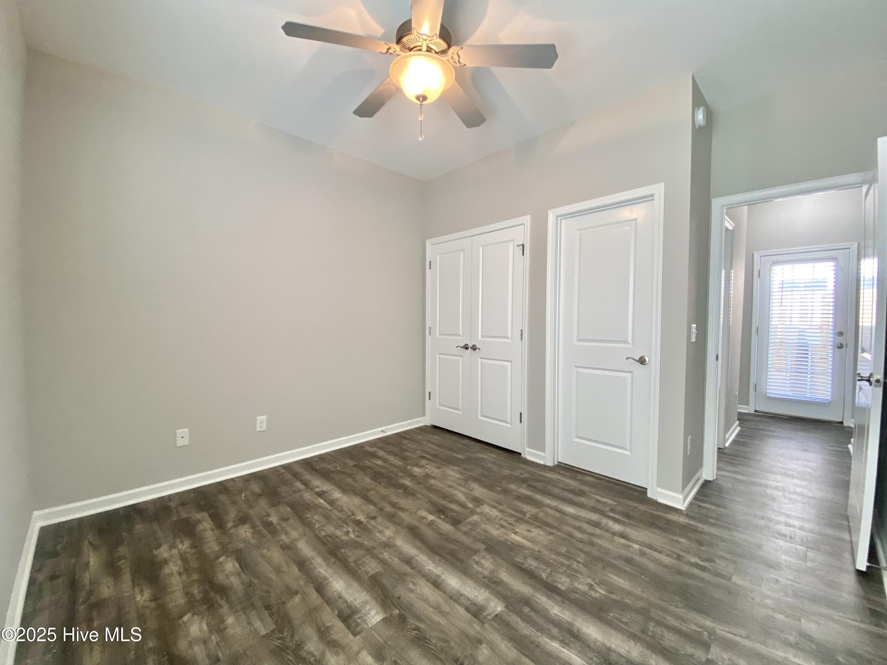 842 Kiawah Lane Wilmington, NC 28412 - Photo 30 of 51 Guest Bedroom