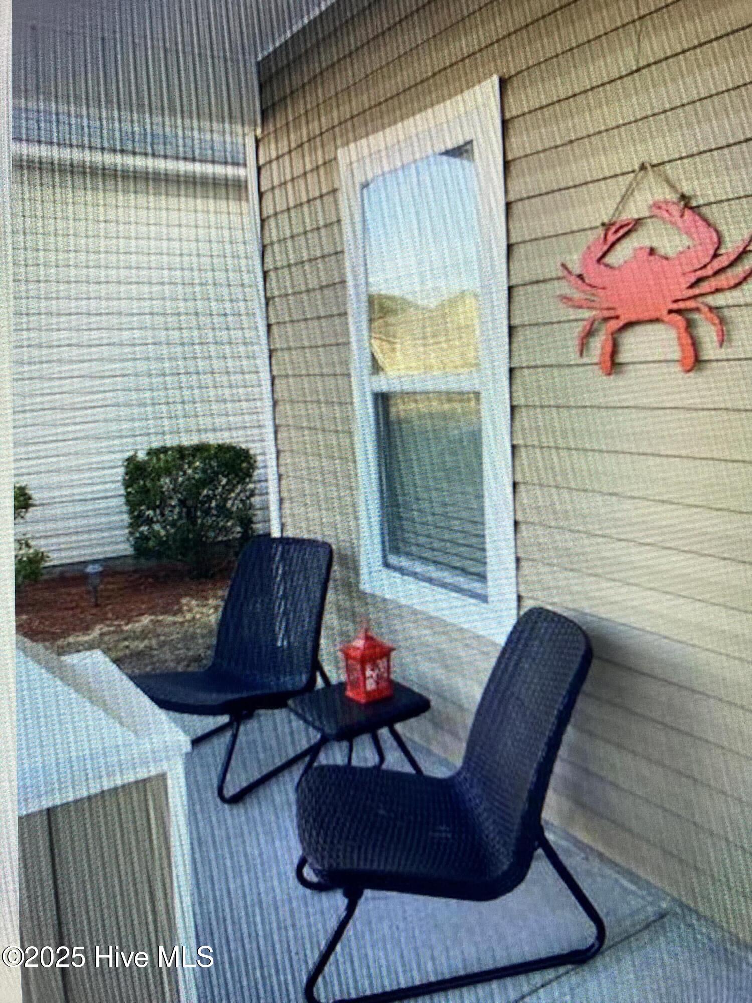 842 Kiawah Lane Wilmington, NC 28412 - Photo 4 of 51 Front Porch-Furnished