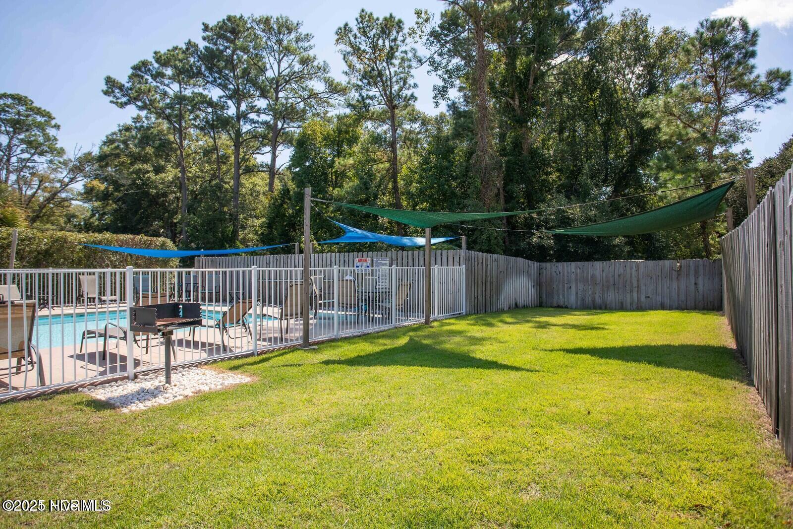 842 Kiawah Lane Wilmington, NC 28412 - Photo 43 of 51 BBQ area