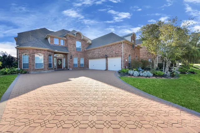 $5,600 | 17859 Camp Cove Drive, Cypress, TX 77429