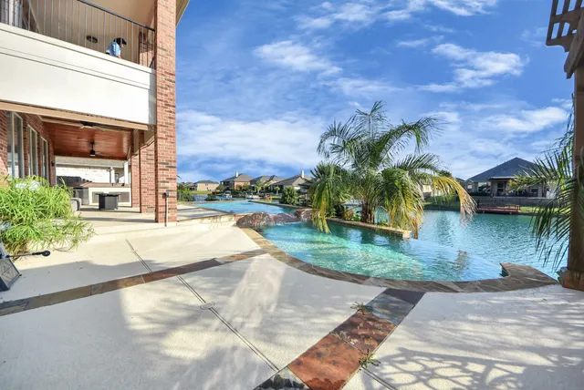 $5,600 | 17859 Camp Cove Drive, Cypress, TX 77429