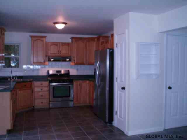 3 De Matteo Drive Corinth, NY 12822 - Photo 5 of 15 Photo 5