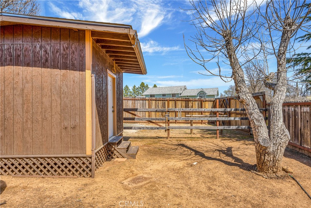 3125 Ranch Court Lakeport, CA 95453 - Photo 42 of 57 Tack Room