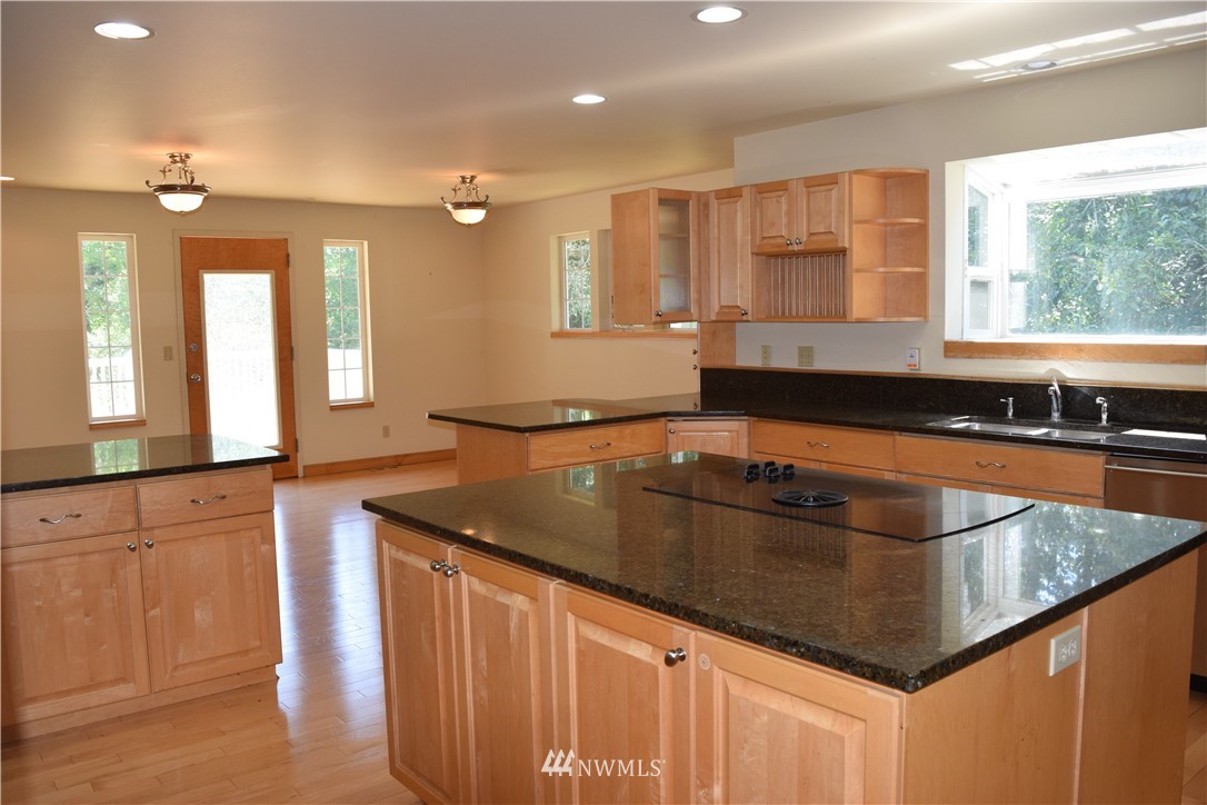 2255 Woods Road East Port Orchard, WA 98366 - Photo 16 of 38 Gallery Image 16