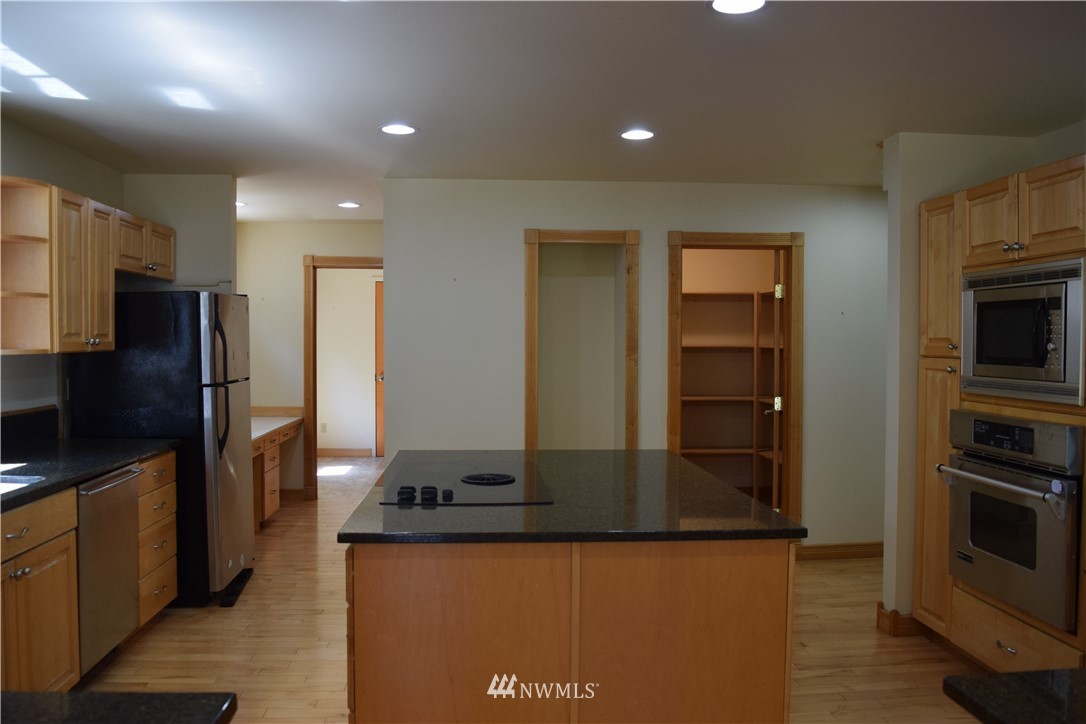 2255 Woods Road East Port Orchard, WA 98366 - Photo 19 of 38 Gallery Image 19