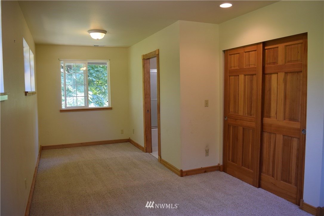 2255 Woods Road East Port Orchard, WA 98366 - Photo 26 of 38 Gallery Image 26