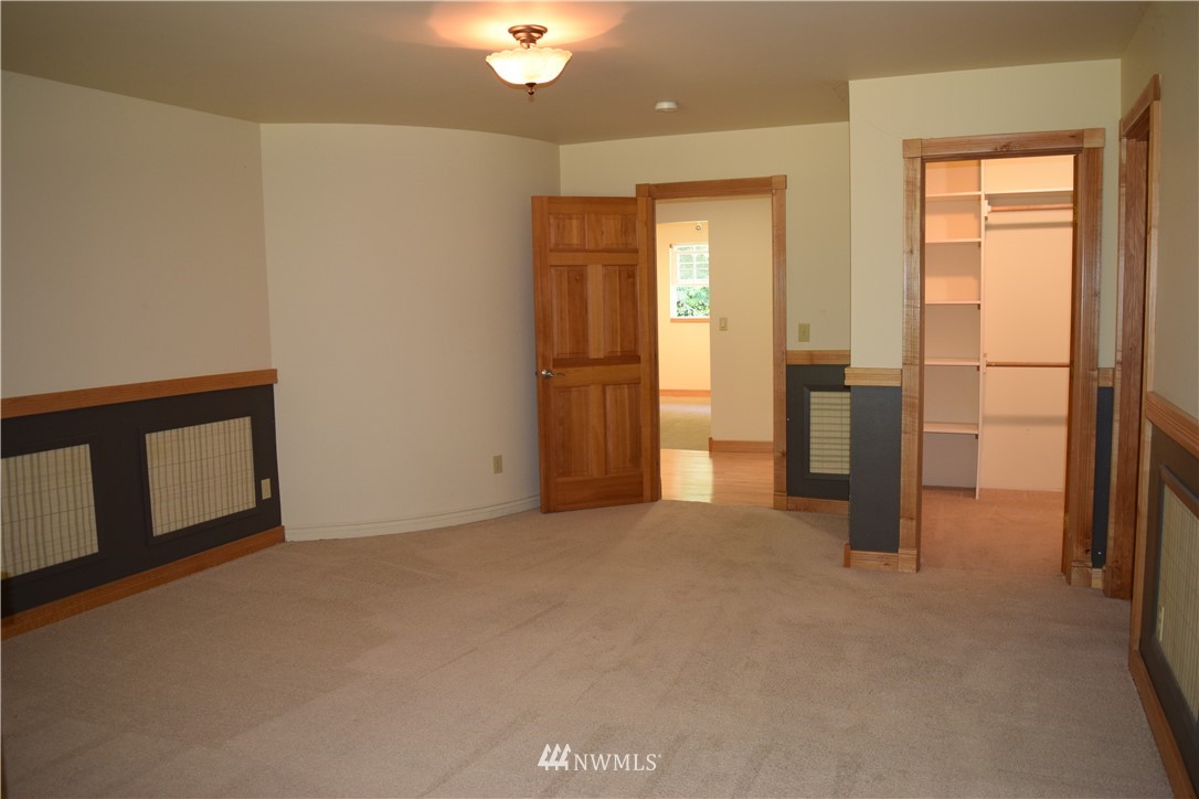 2255 Woods Road East Port Orchard, WA 98366 - Photo 27 of 38 Gallery Image 27