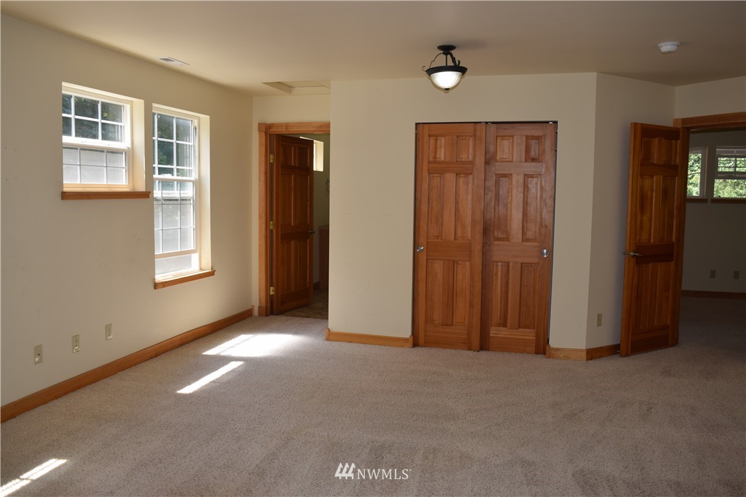 2255 Woods Road East Port Orchard, WA 98366 - Photo 28 of 38 Gallery Image 28