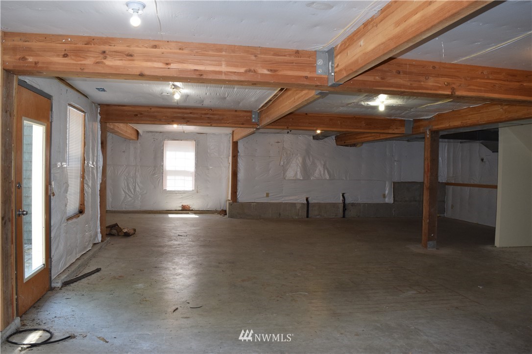 2255 Woods Road East Port Orchard, WA 98366 - Photo 30 of 38 Gallery Image 30