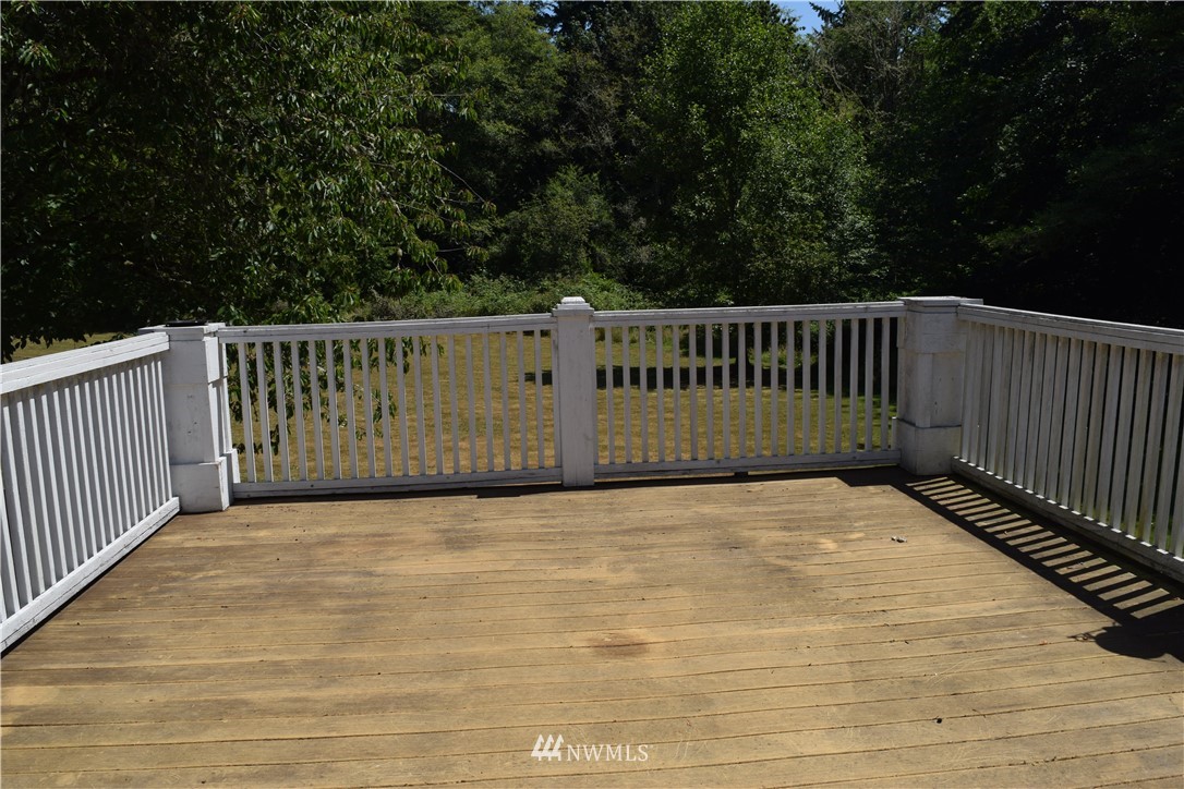2255 Woods Road East Port Orchard, WA 98366 - Photo 32 of 38 Gallery Image 32