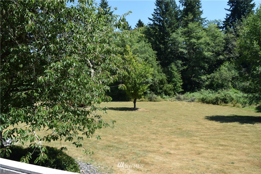 2255 Woods Road East Port Orchard, WA 98366 - Photo 33 of 38 Gallery Image 33