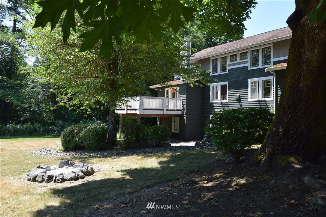 2255 Woods Road East Port Orchard, WA 98366 - Photo 5 of 38 Gallery Image 5
