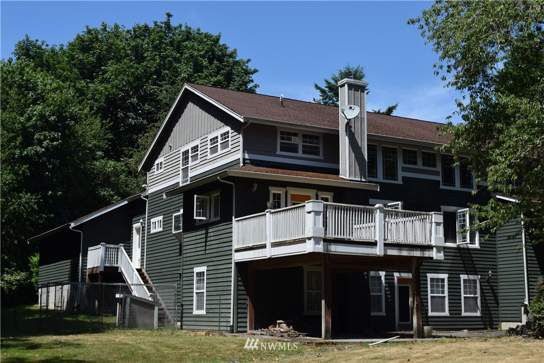 2255 Woods Road East Port Orchard, WA 98366 - Photo 10 of 38 Gallery Image 10