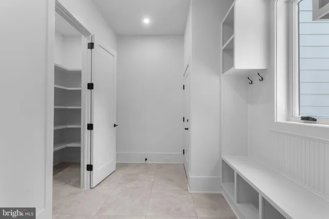 $2,269,900 | 3418 Arnold Lane, Falls Church, VA 22042