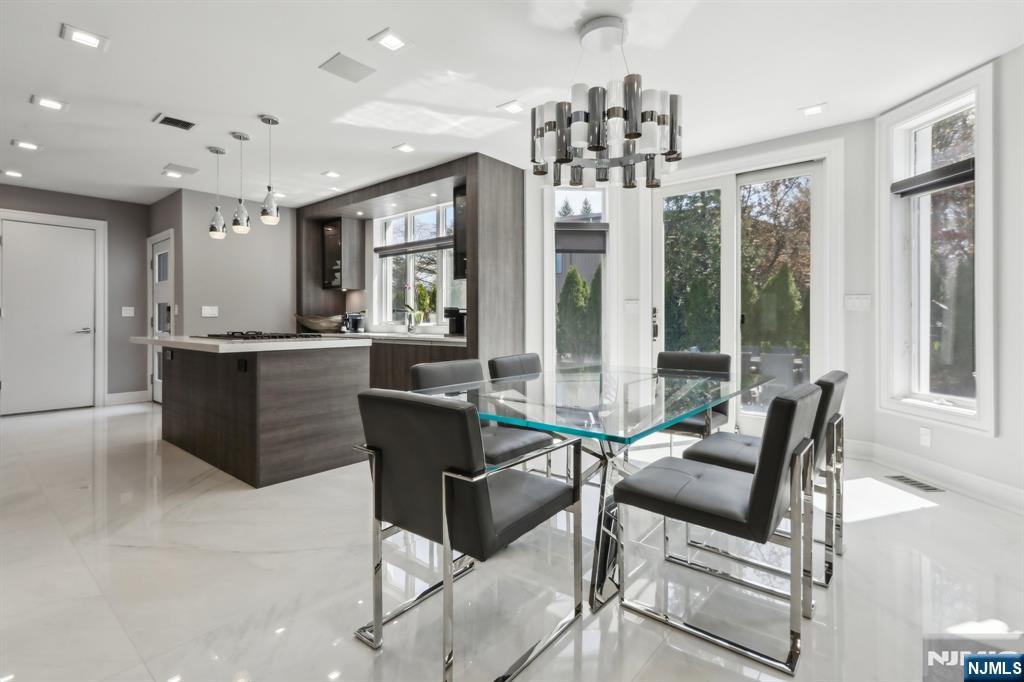 63 Roberts Road Englewood Cliffs, NJ 07632 - Photo 11 of 47
