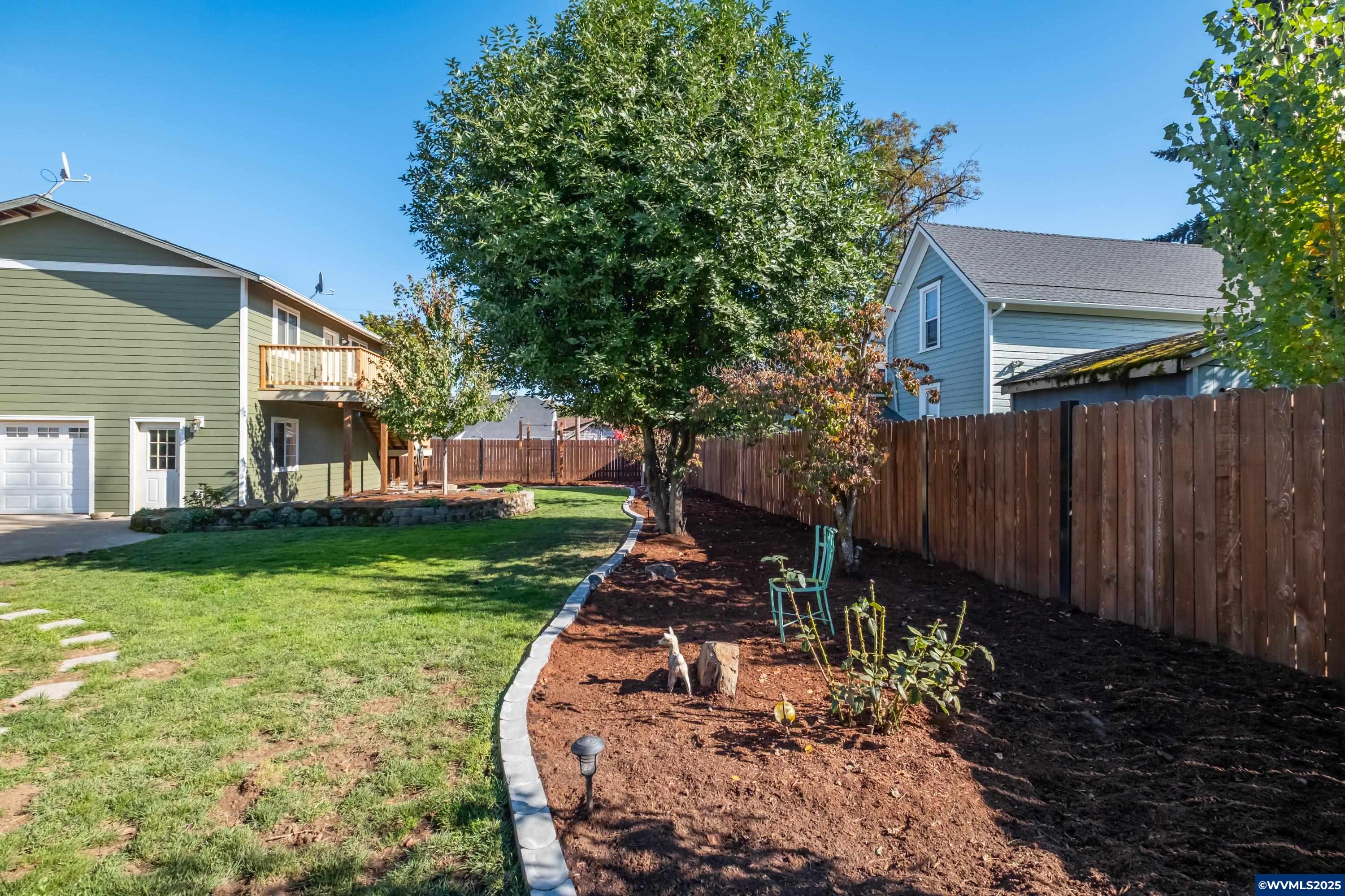 363 South Second Street Lebanon, OR 97355 - Photo 26 of 47