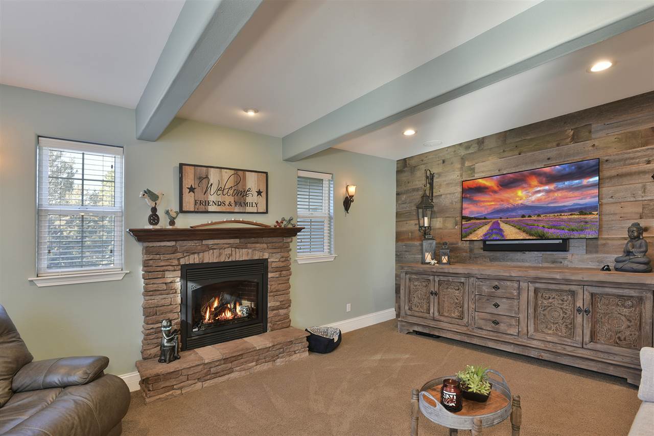 17015 Casper Road Weed, CA 96094 - Photo 15 of 27 Gallery Image 15