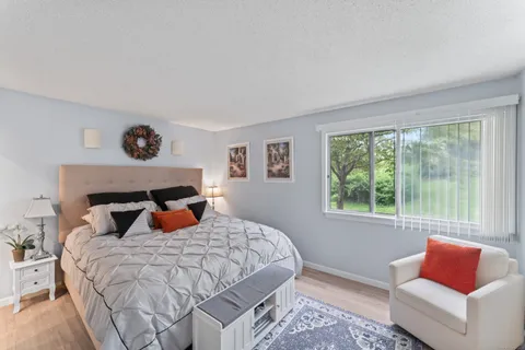 $269,000 | 352 Heritage Village, Unit B, Southbury, CT 06488