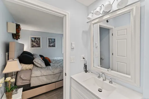 $269,000 | 352 Heritage Village, Unit B, Southbury, CT 06488