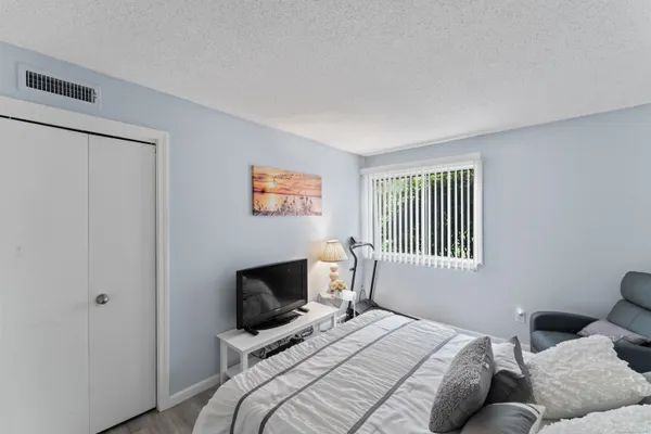 $269,000 | 352 Heritage Village, Unit B, Southbury, CT 06488