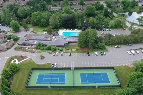 $269,000 | 352 Heritage Village, Unit B, Southbury, CT 06488