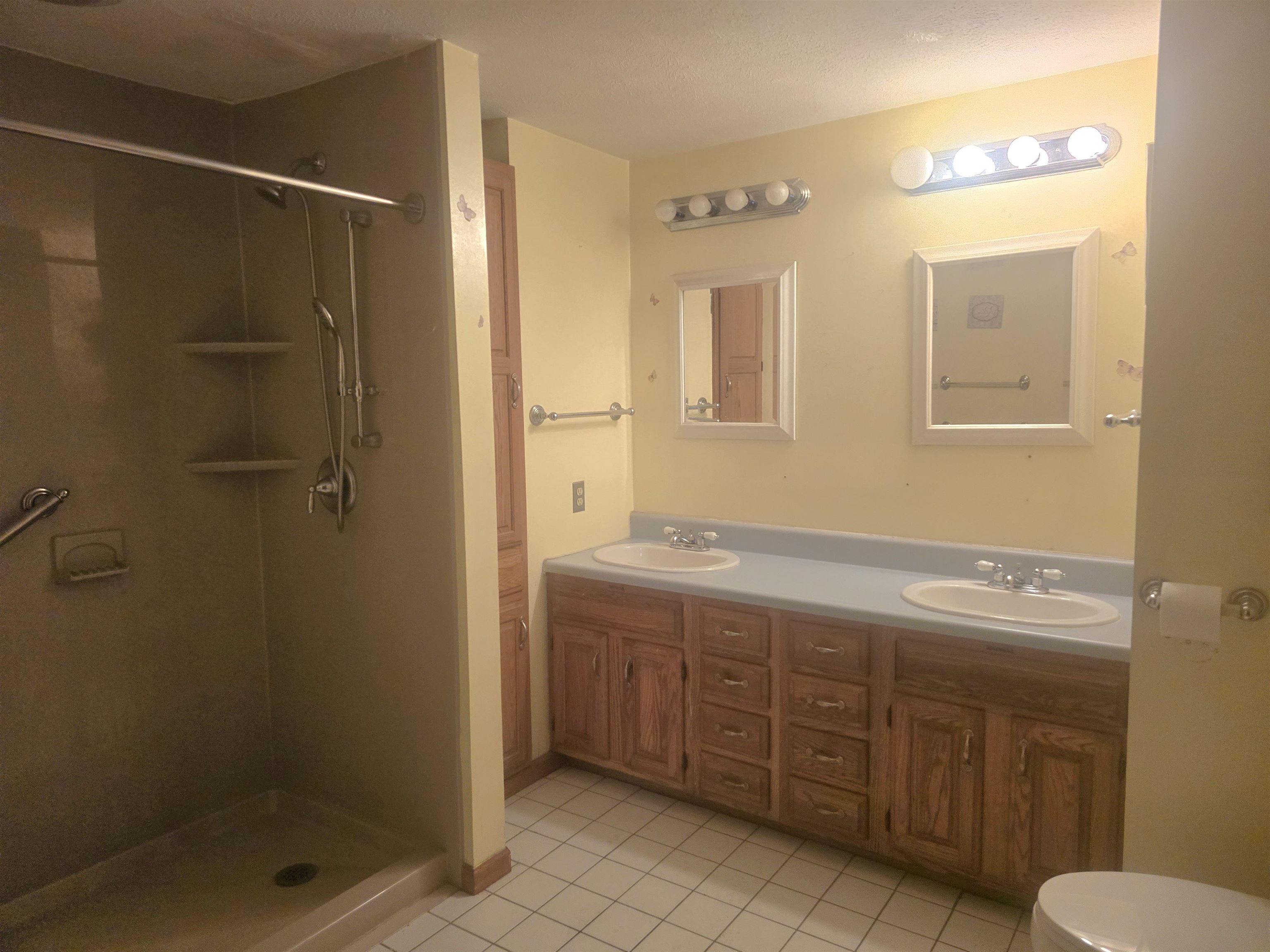 41 Main Street Allenstown, NH 03275 - Photo 14 of 35