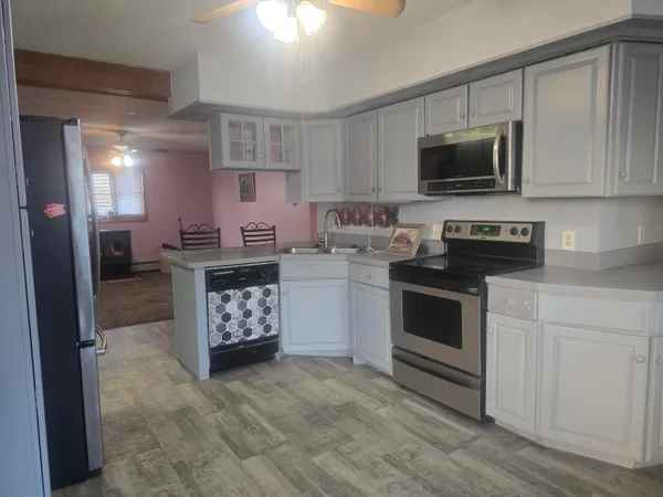 $450,000 | 41 Main Street, Allenstown, NH 03275