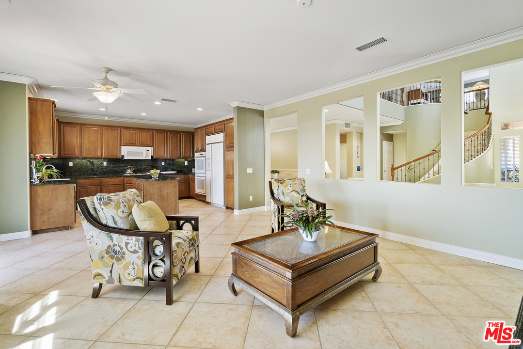 20536 Bergamo Way Porter Ranch, CA 91326 - Photo 8 of 34 Gallery Image 8